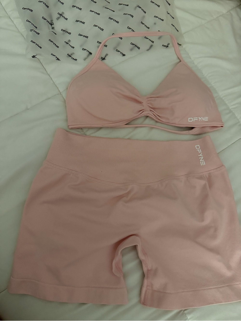 Dfyne sport bra and short set - Picture 5 of 6